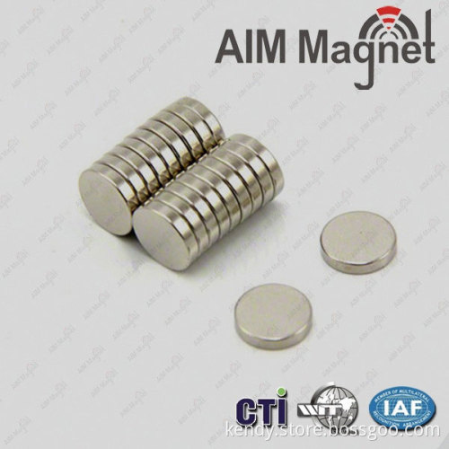 N35 D6.35 x 6.35mm Neodymium Magnet